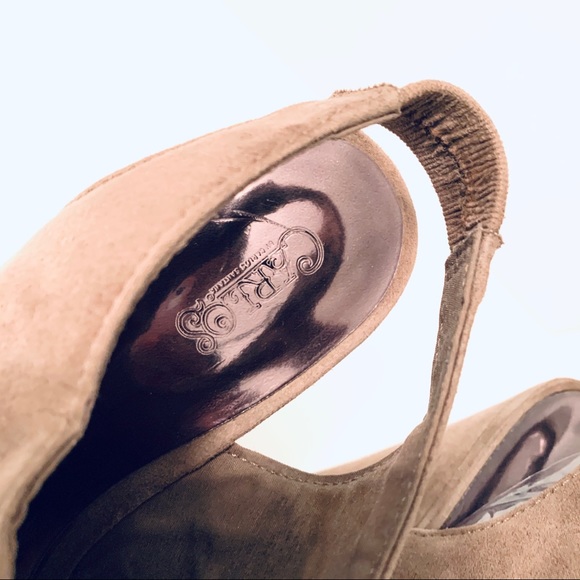 Carlos Santana Platform Wedge - Picture 3 of 12